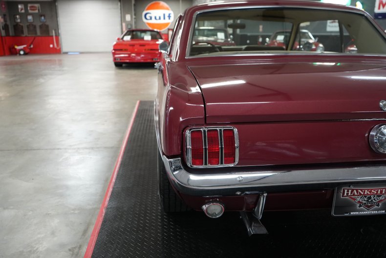 Unknown-Mustang-1966-Maroon-Tan-49