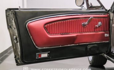 Unknown-Mustang-1966-Pepper-Gray-Red-5