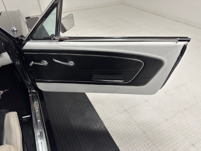 Unknown-Mustang-1966-Raven-Black-Black-43