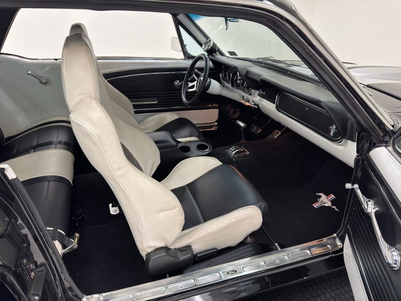 Unknown-Mustang-1966-Raven-Black-Black-49