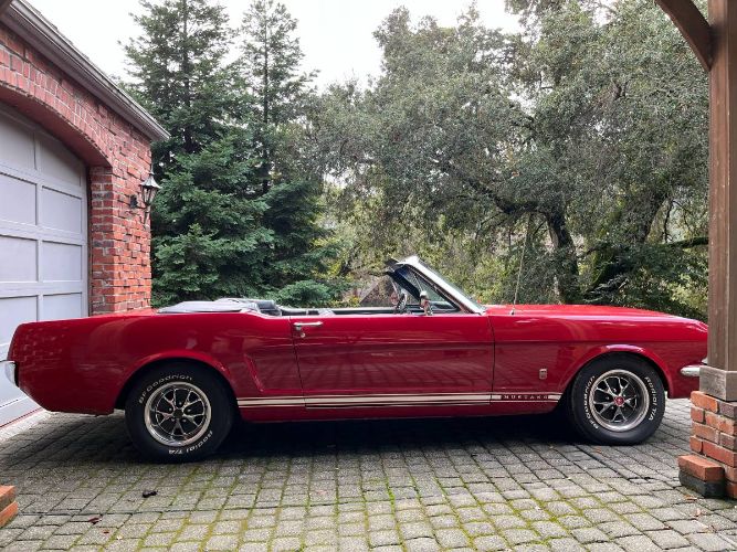 Unknown-Mustang-1966-Red-13