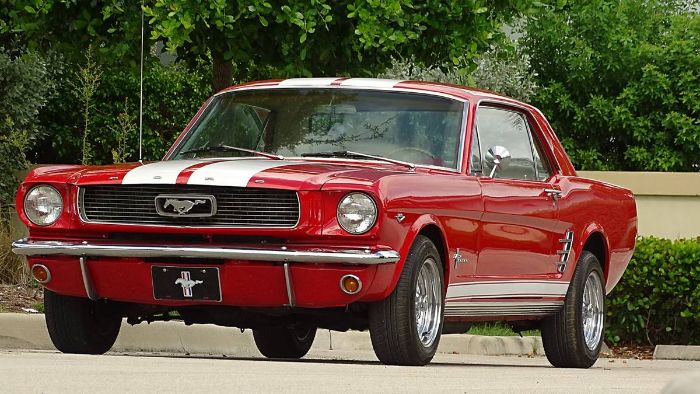 Unknown-Mustang-1966-Red-15