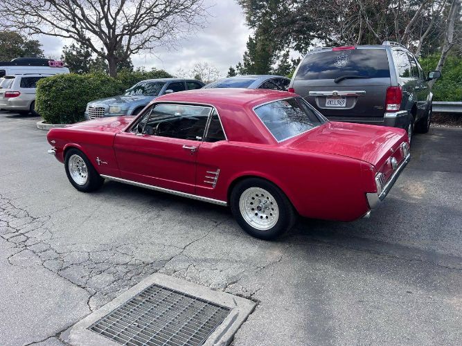 Unknown-Mustang-1966-Red-8