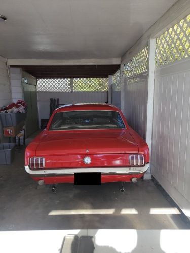 Unknown-Mustang-1966-Red-White-1