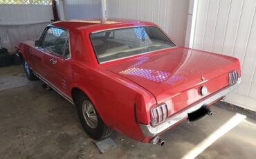 Unknown-Mustang-1966-Red-White-2