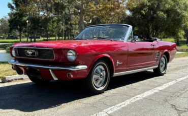 Unknown-Mustang-1966-Red-White-Top-Black