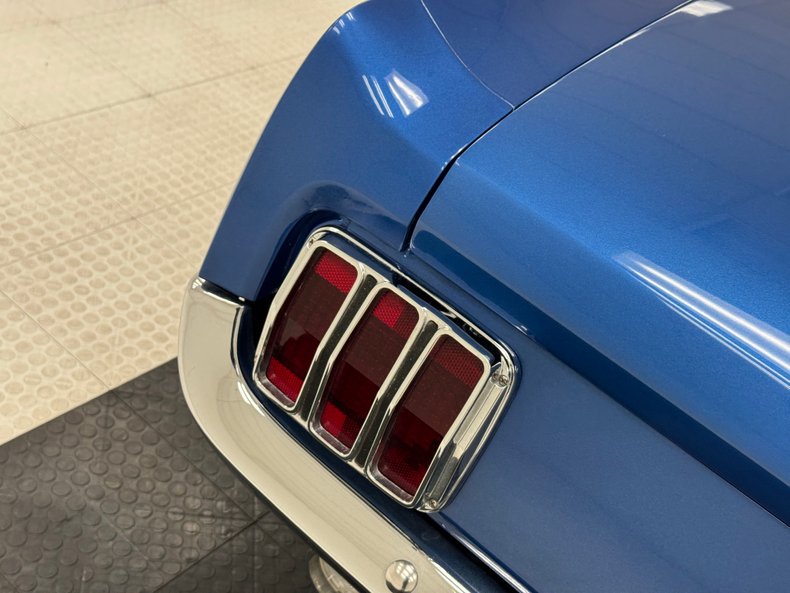 Unknown-Mustang-1966-Sapphire-Blue-Black-20