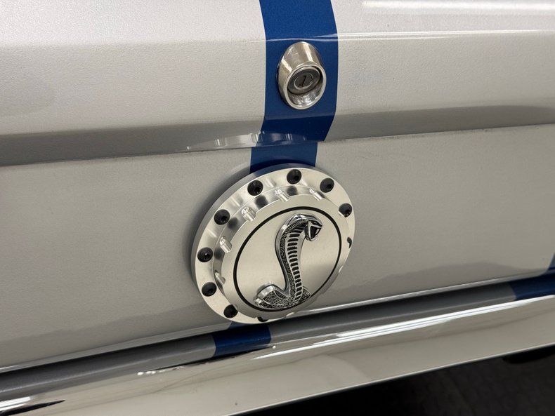 Unknown-Mustang-1966-Sapphire-Blue-Black-21