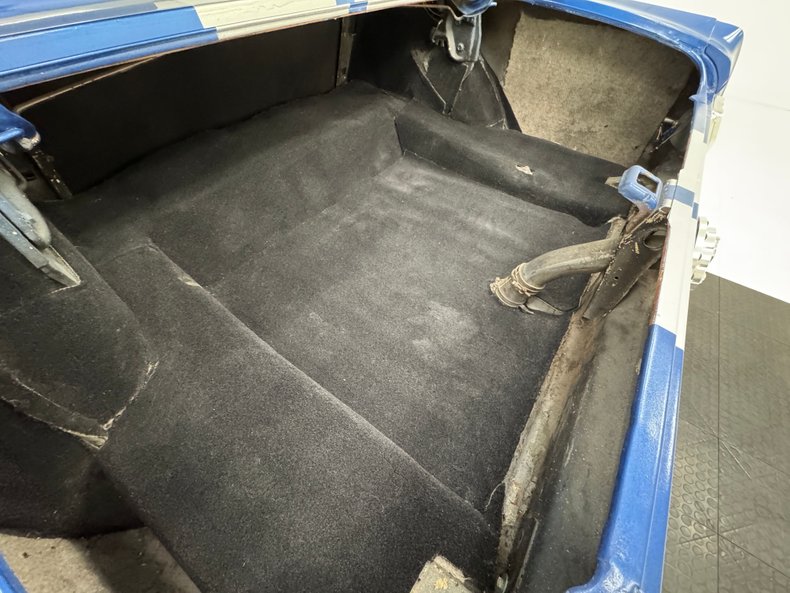 Unknown-Mustang-1966-Sapphire-Blue-Black-27