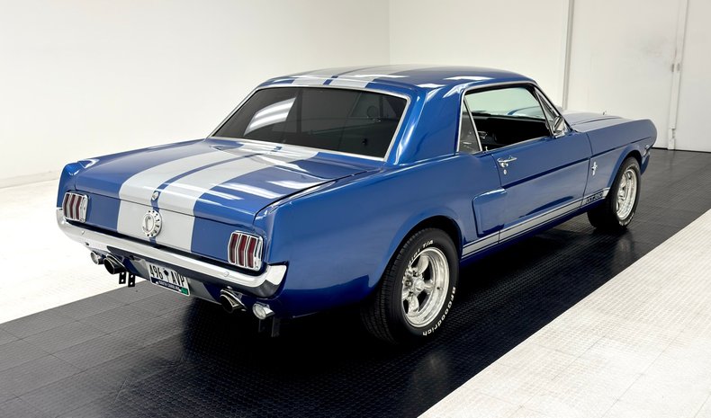 Unknown-Mustang-1966-Sapphire-Blue-Black-4