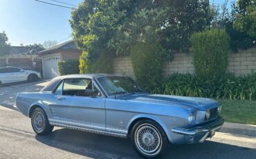 Unknown-Mustang-1966-Silver-Blue-Black-Pony-Deluxe-4