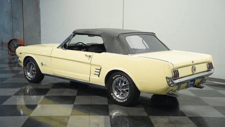Unknown-Mustang-1966-Spring-Time-Yellow-Black-13