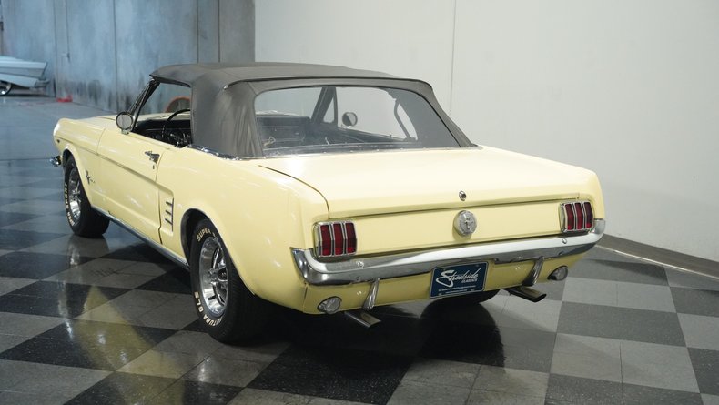 Unknown-Mustang-1966-Spring-Time-Yellow-Black-14