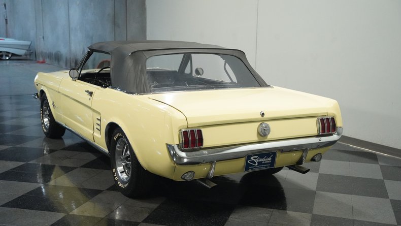 Unknown-Mustang-1966-Spring-Time-Yellow-Black-15