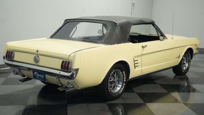 Unknown-Mustang-1966-Spring-Time-Yellow-Black-18