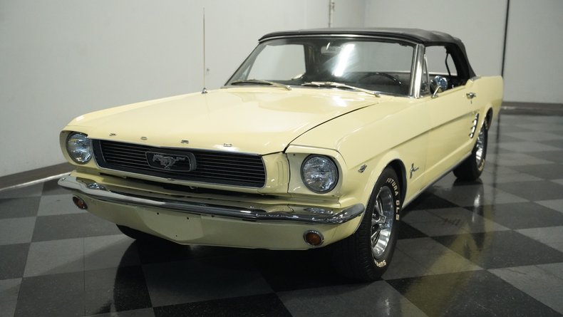 Unknown-Mustang-1966-Spring-Time-Yellow-Black-23