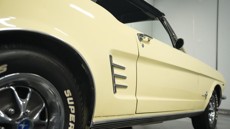 Unknown-Mustang-1966-Spring-Time-Yellow-Black-27