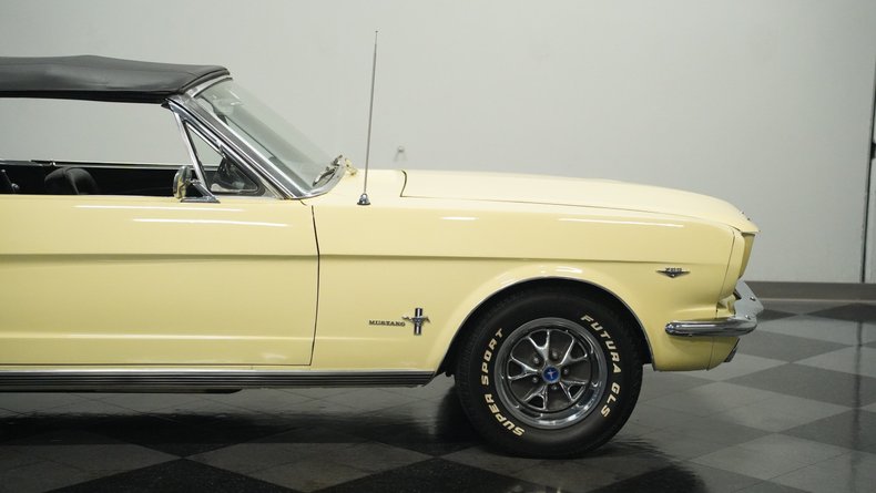 Unknown-Mustang-1966-Spring-Time-Yellow-Black-29