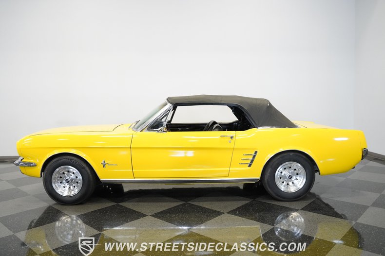 Unknown-Mustang-1966-Springtime-Yellow-Black-1