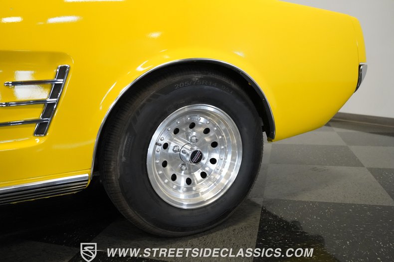 Unknown-Mustang-1966-Springtime-Yellow-Black-14