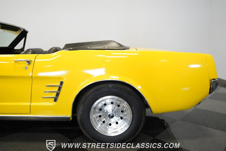 Unknown-Mustang-1966-Springtime-Yellow-Black-15