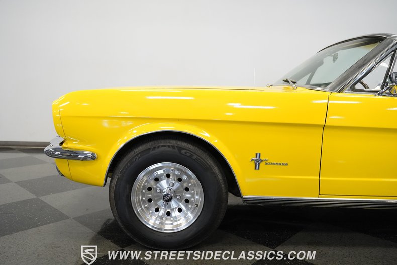Unknown-Mustang-1966-Springtime-Yellow-Black-17