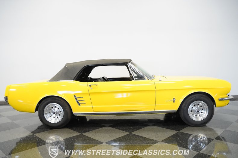 Unknown-Mustang-1966-Springtime-Yellow-Black-47