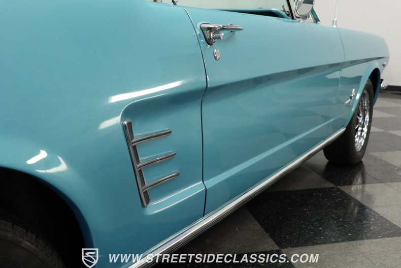 Unknown-Mustang-1966-Tahoe-Turquoise-Aqua-36