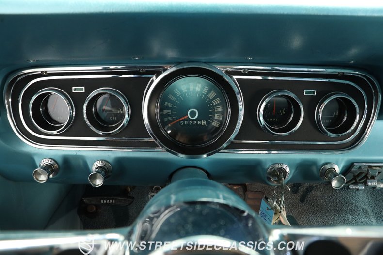 Unknown-Mustang-1966-Tahoe-Turquoise-Aqua-43