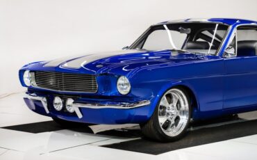 Unknown-Mustang-1966-Vibrant-Blue-Silver-14