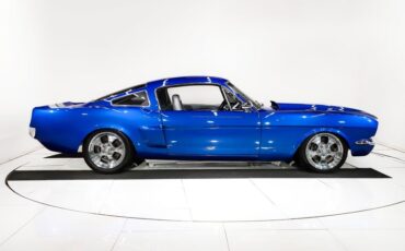 Unknown-Mustang-1966-Vibrant-Blue-Silver-18