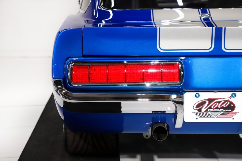 Unknown-Mustang-1966-Vibrant-Blue-Silver-21