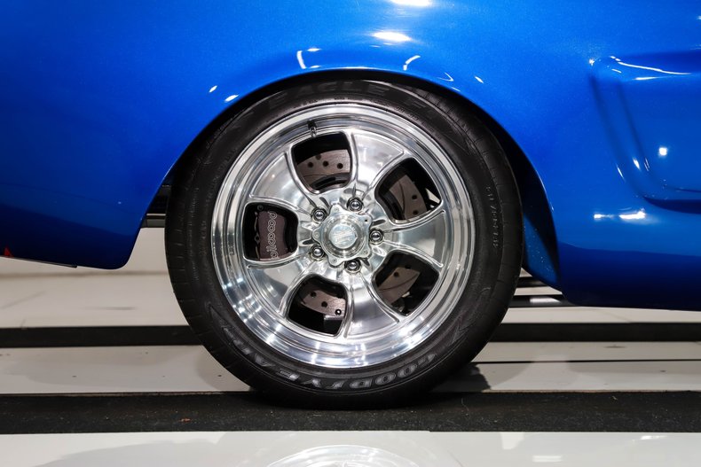 Unknown-Mustang-1966-Vibrant-Blue-Silver-30
