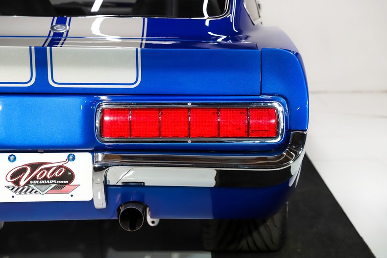 Unknown-Mustang-1966-Vibrant-Blue-Silver-43