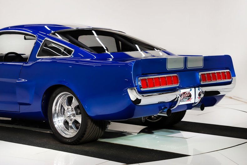 Unknown-Mustang-1966-Vibrant-Blue-Silver-48