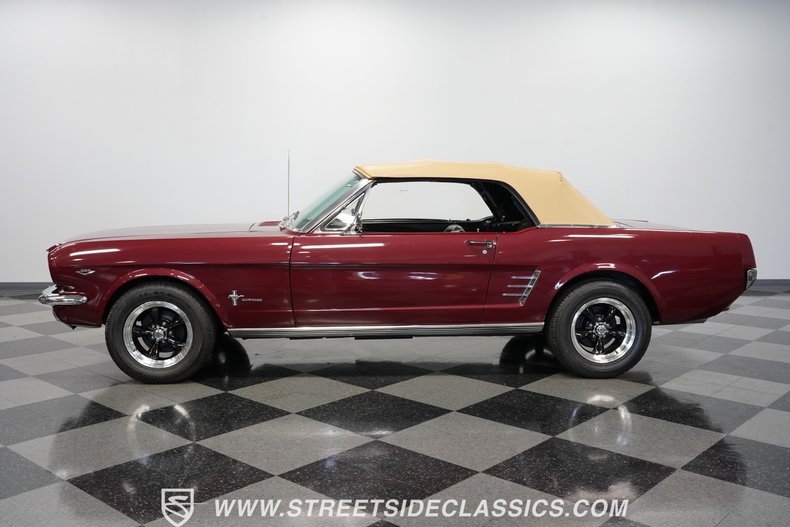 Unknown-Mustang-1966-Vintage-Burgundy-Black-1