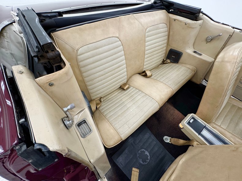 Unknown-Mustang-1966-Vintage-Burgundy-Parchment-10