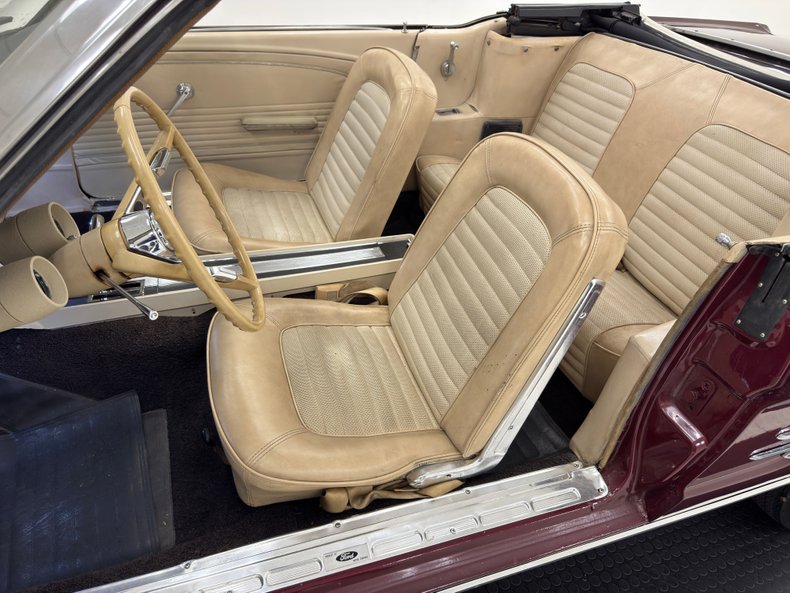 Unknown-Mustang-1966-Vintage-Burgundy-Parchment-47