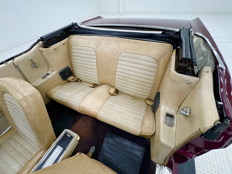 Unknown-Mustang-1966-Vintage-Burgundy-Parchment-49