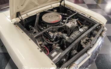 Unknown-Mustang-1966-WImbledon-White-Red-13