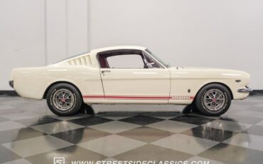 Unknown-Mustang-1966-WImbledon-White-Red-18