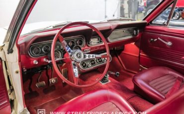 Unknown-Mustang-1966-WImbledon-White-Red-2