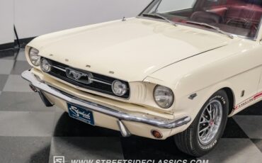 Unknown-Mustang-1966-WImbledon-White-Red-20