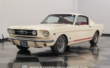 Unknown-Mustang-1966-WImbledon-White-Red-3