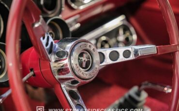 Unknown-Mustang-1966-WImbledon-White-Red-40