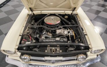 Unknown-Mustang-1966-WImbledon-White-Red-9