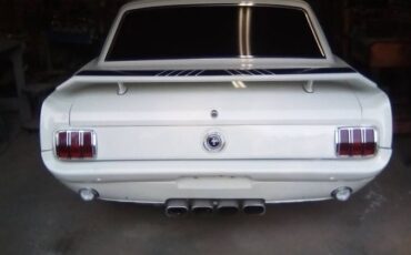 Unknown-Mustang-1966-White-8