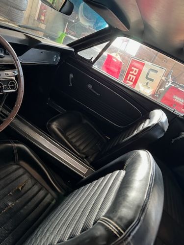 Unknown-Mustang-1966-White-8