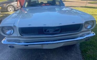 Unknown-Mustang-1966-White-Red-1