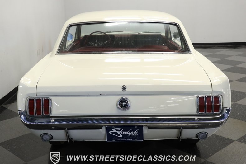 Unknown-Mustang-1966-White-Red-32